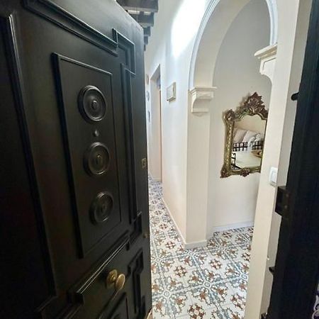 Gatu Casa Lola , " Preferente Mayores De 25 Anos Y Familias " El Puerto de Santa María Eksteriør bilde
