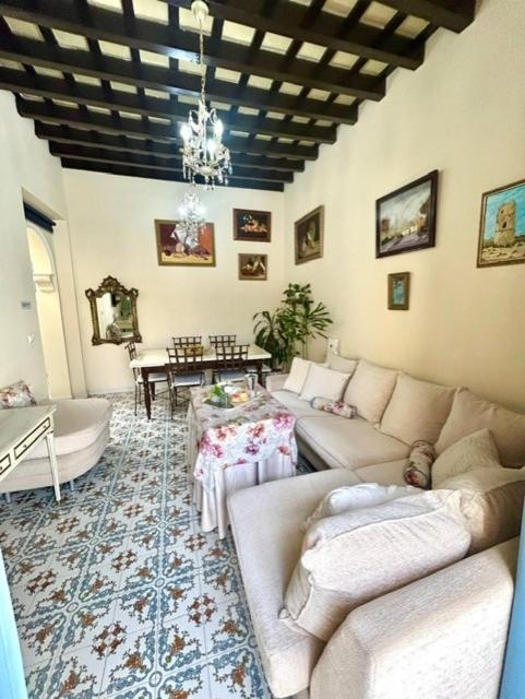 Gatu Casa Lola , " Preferente Mayores De 25 Anos Y Familias " El Puerto de Santa María Eksteriør bilde